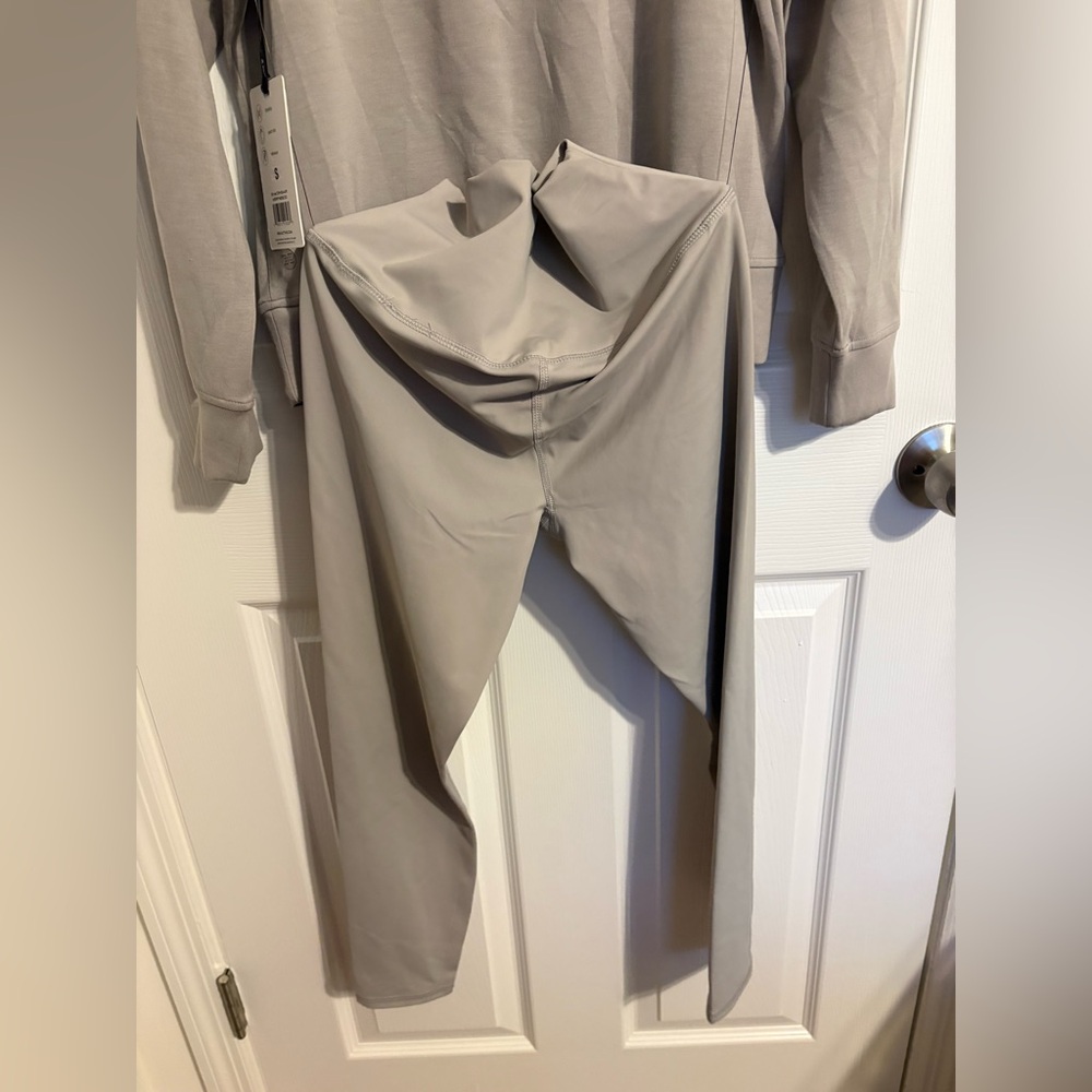 NWT RBX Gray Athleisure Active Workout Gy,m Pullover Sweater Legging Set - Picture 10 of 11